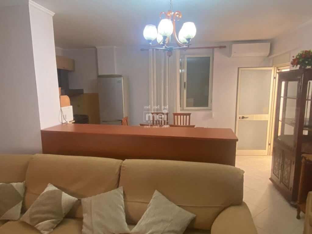 JEPET  PER QIRA APARTAMENT 2+1 NE QENDER ! 4