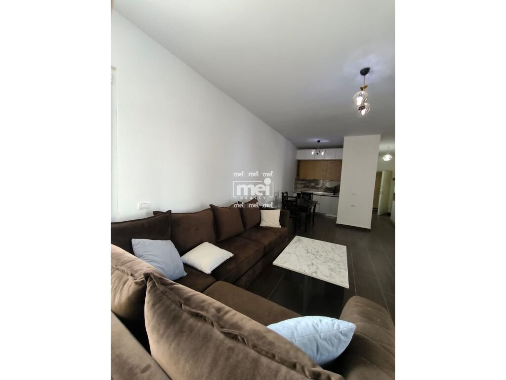 JEPET ME QIRA APARTAMENT 2+1+2 TEK RROTA KUQE ME PAMJE NGA DETI ! 3