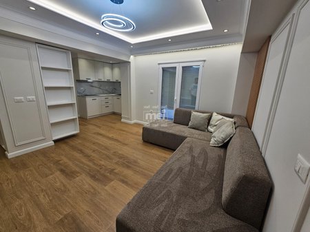 JEPET ME QIRA APARTAMENT 1+1 PRANE FLAGSHIP CENTER!