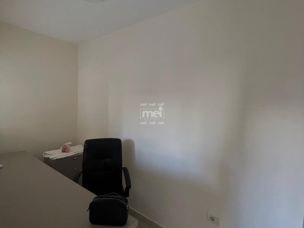 JEPET ME QIRA AMBIENT KOMERCIAL NE QENDER!