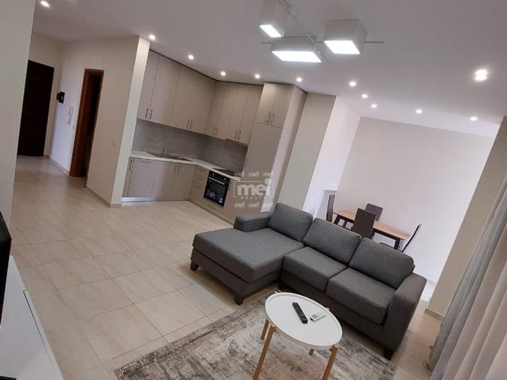 JEPET ME QIRA APARTAMENT 2+1 PRANE MUZEUMIT!