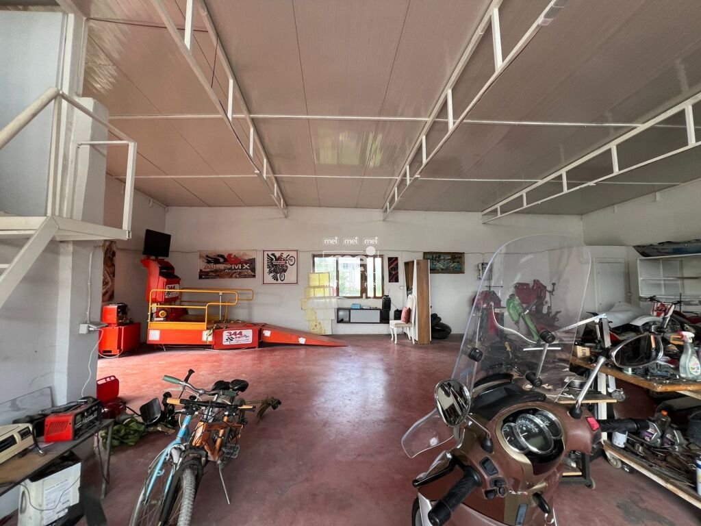 SHITET MAGAZINE TEK ISH KENETA!