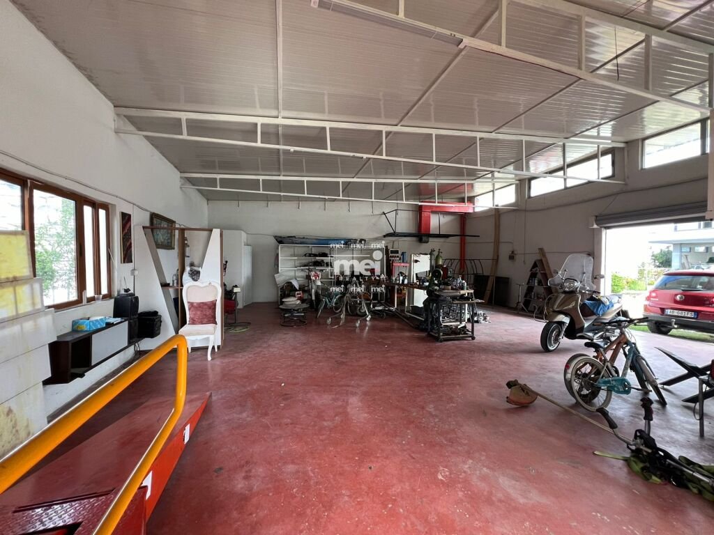 SHITET MAGAZINE TEK ISH KENETA!