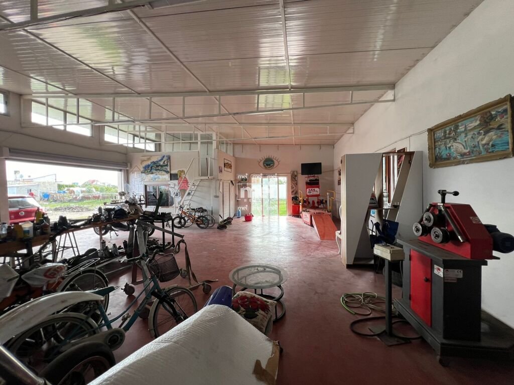 SHITET MAGAZINE TEK ISH KENETA!