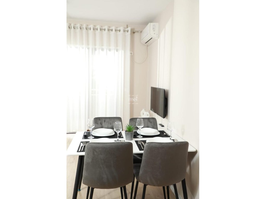 JEPET ME QIRA APARTAMENT 1+1 NE VOLLGA!
