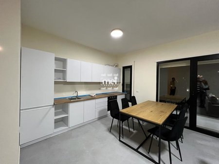 JEPET ME QIRA APARTAMENT 2+1+2 ME PAMJE NGA DETI NE VOLLGA!