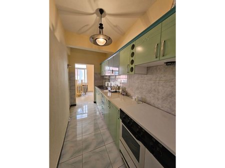 JEPET ME QIRA APARTAMENT 1+1 PRANE STADIUMIT!