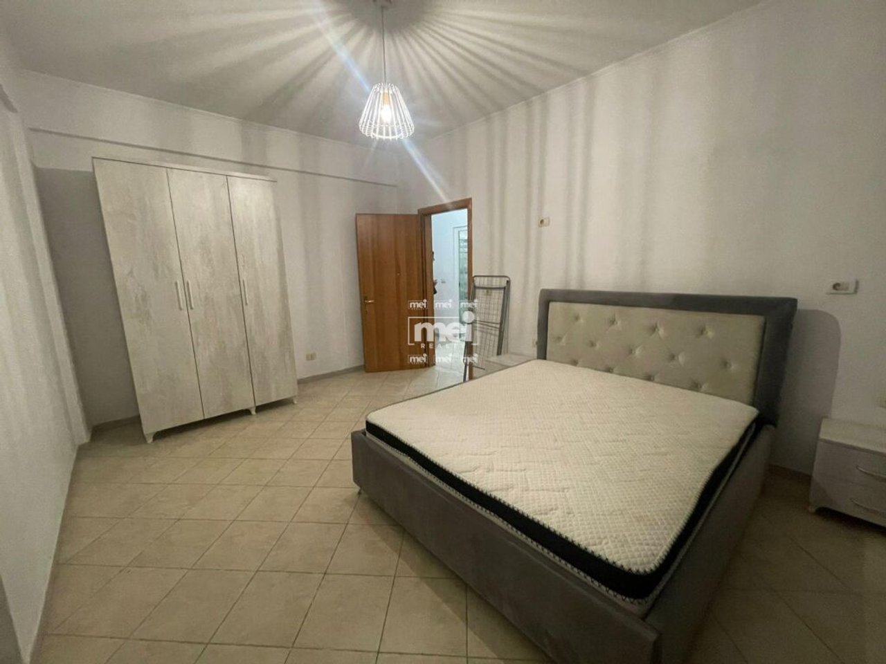 HOTEL FOR RENT NEAR THE KAVAJË ROCK!