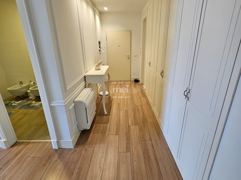 JEPET ME QIRA APARTAMENT 2+1+2 NE QENDER!
