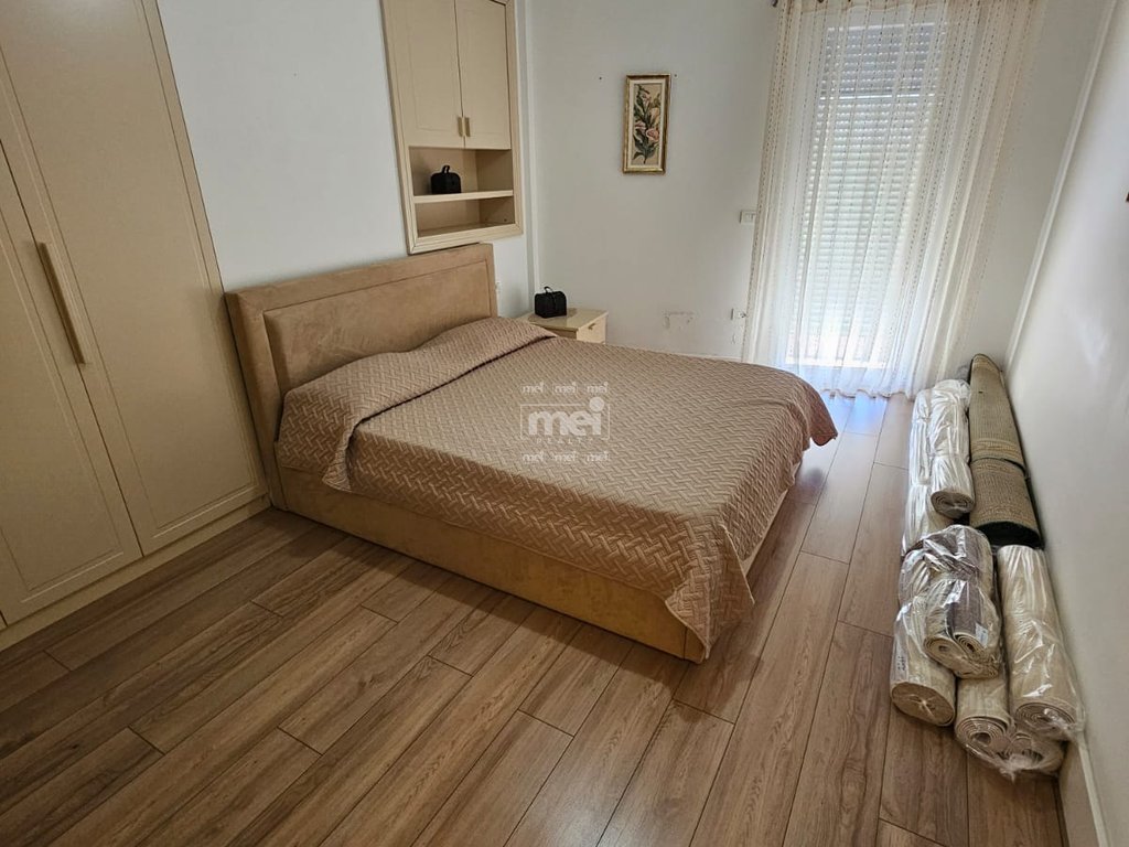 JEPET ME QIRA APARTAMENT 2+1+2 NE QENDER!