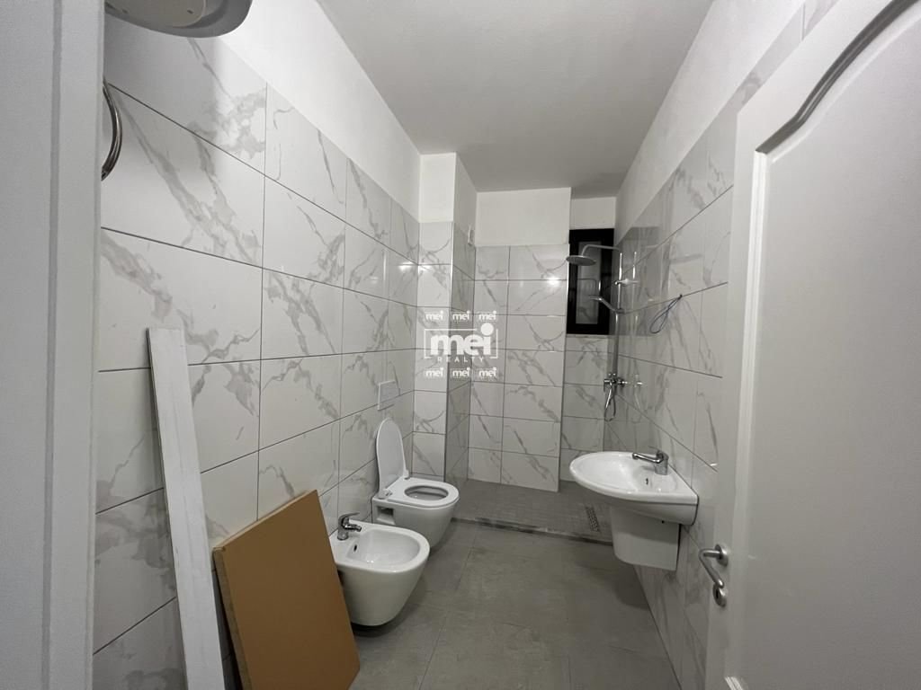 JEPET ME QIRA APARTAMENT 2+1+2 ME PAMJE NGA DETI NE VOLLGA!
