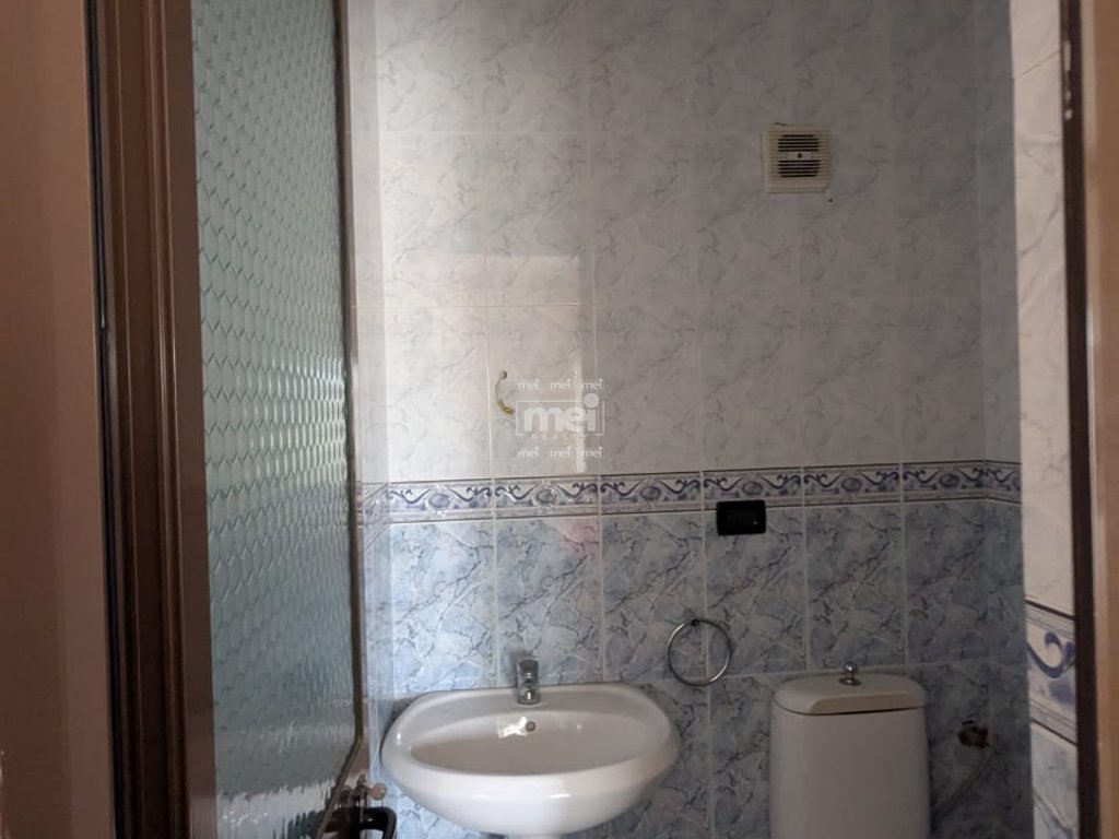 JEPET ME QIRA APARTAMENT 2+1 AFER FLAG SHIP!