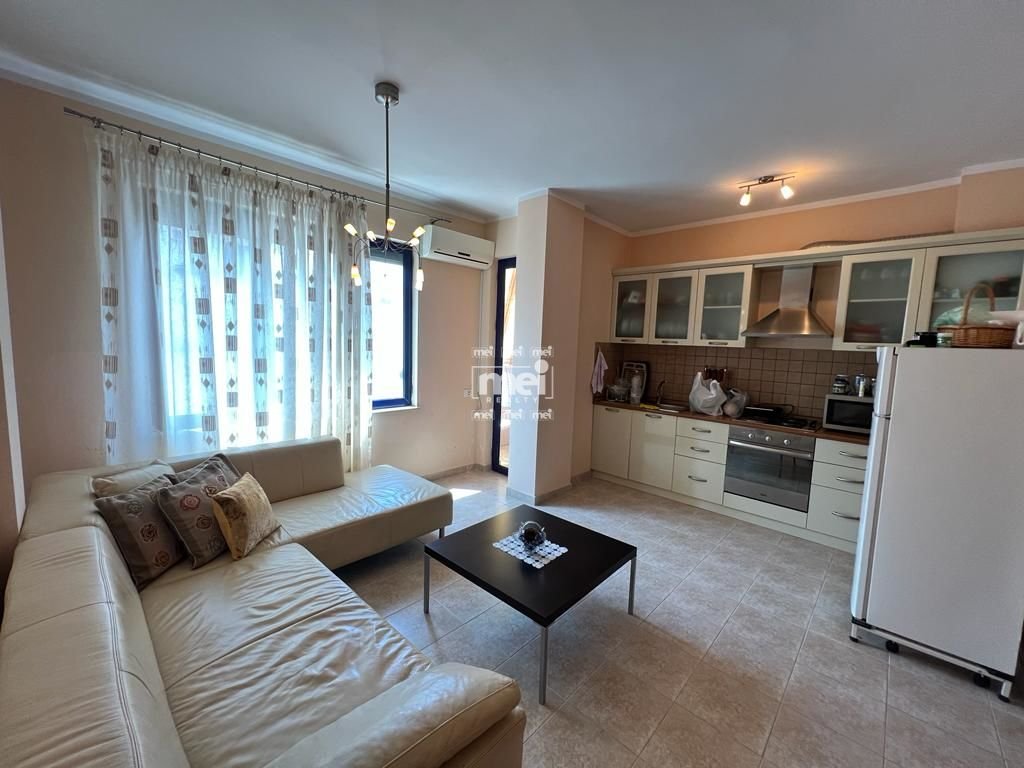 JEPET APARTAMENT ME QIRA 1+1 NE GOLEM!
