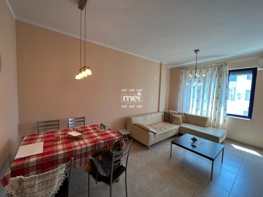 JEPET APARTAMENT ME QIRA 1+1 NE GOLEM!
