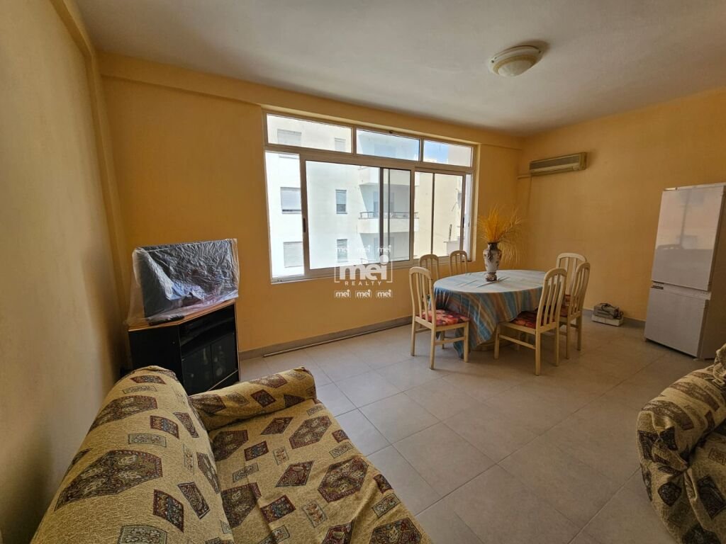 JEPET ME QIRA APARTAMENT 1+1 PRANE STADIUMIT!
