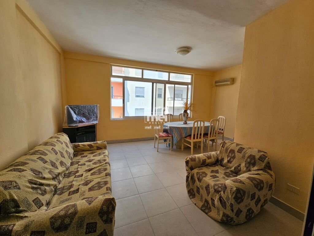 JEPET ME QIRA APARTAMENT 1+1 PRANE STADIUMIT!
