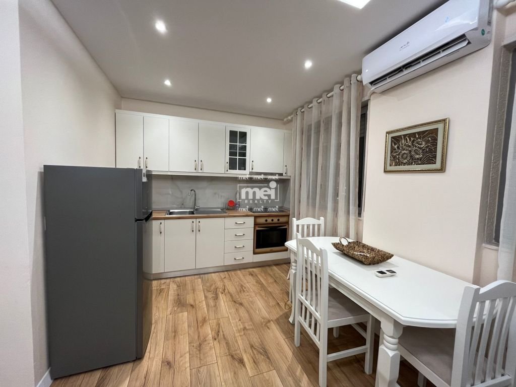 JEPET ME QERA APARTAMENT 2+1 TEK URA E DAJLANIT 2