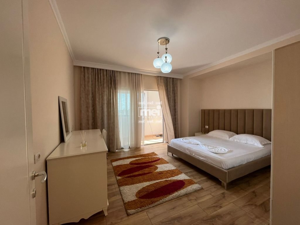 JEPET ME QERA APARTAMENT 2+1 TEK URA E DAJLANIT 7