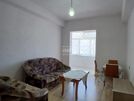 SHITET APARTAMENTI 1+1 STACIONI TRENIT !