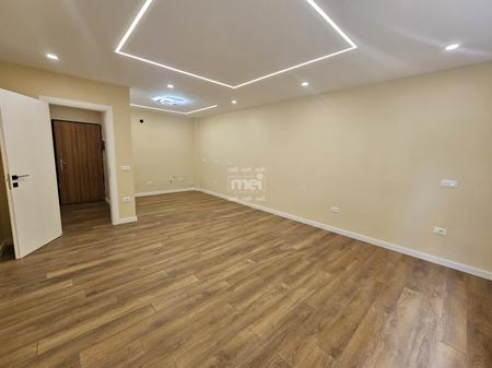 SHITET APARTAMENT 2+1 PRANE PALLATIT TE SPORTIT!