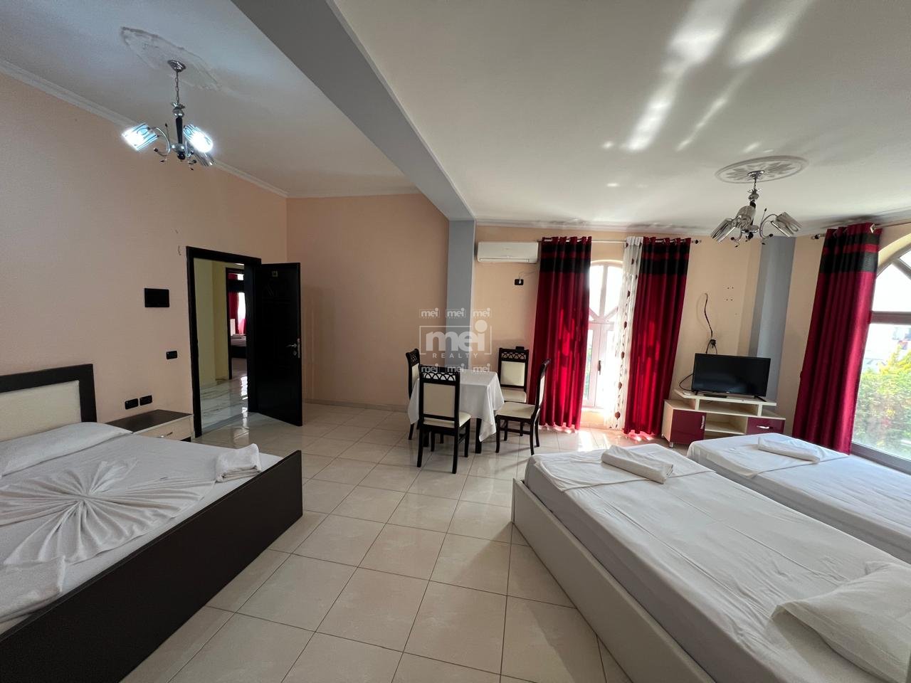 HOTEL FOR RENT IN GOLEM!