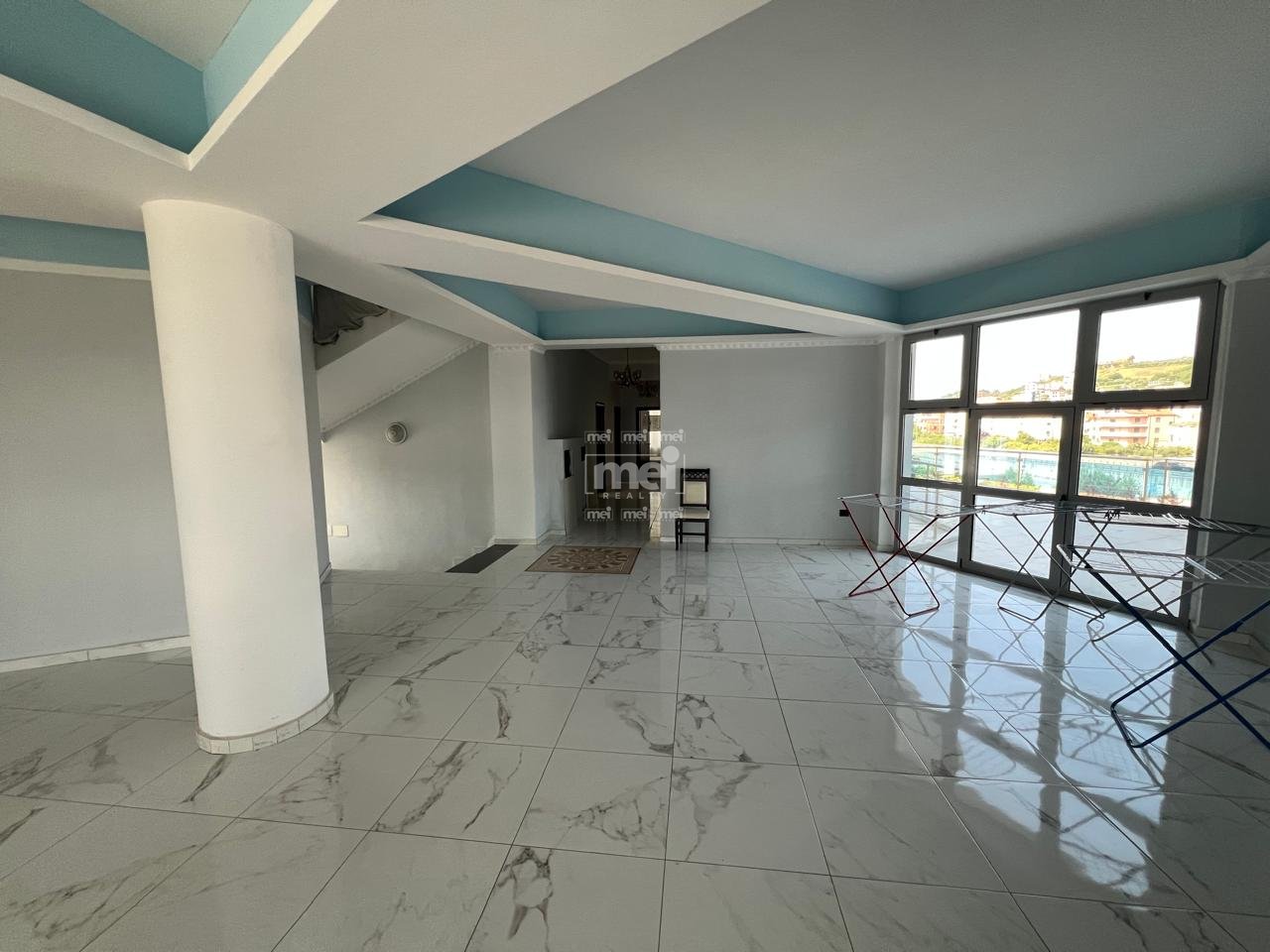 HOTEL FOR RENT IN GOLEM!