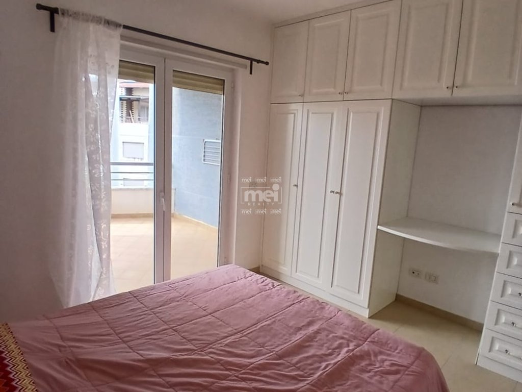 JEPET ME QIRA APARTAMENT 2+1+2 ME PAMJE DETI NE VOLLGA!