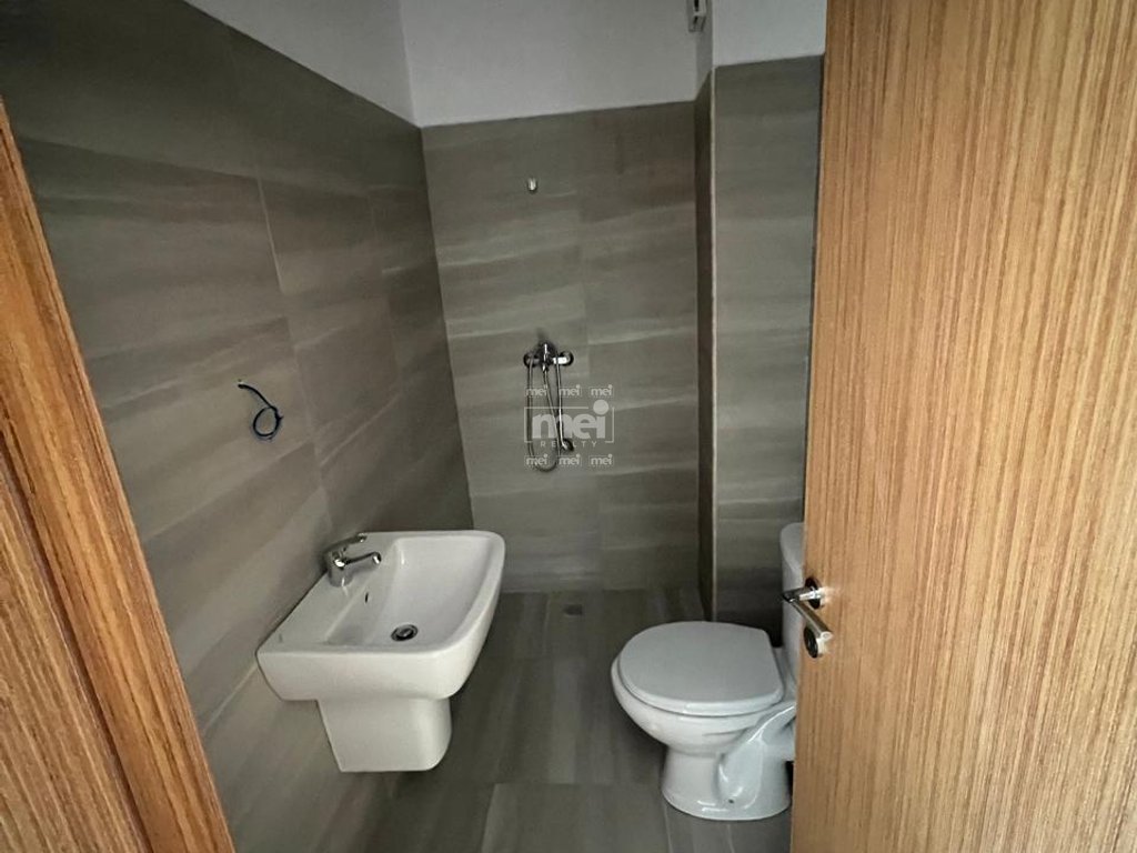 JEPET ME QIRA APARTAMENT 2+1+2 PRANE UKD PER ZYRE!