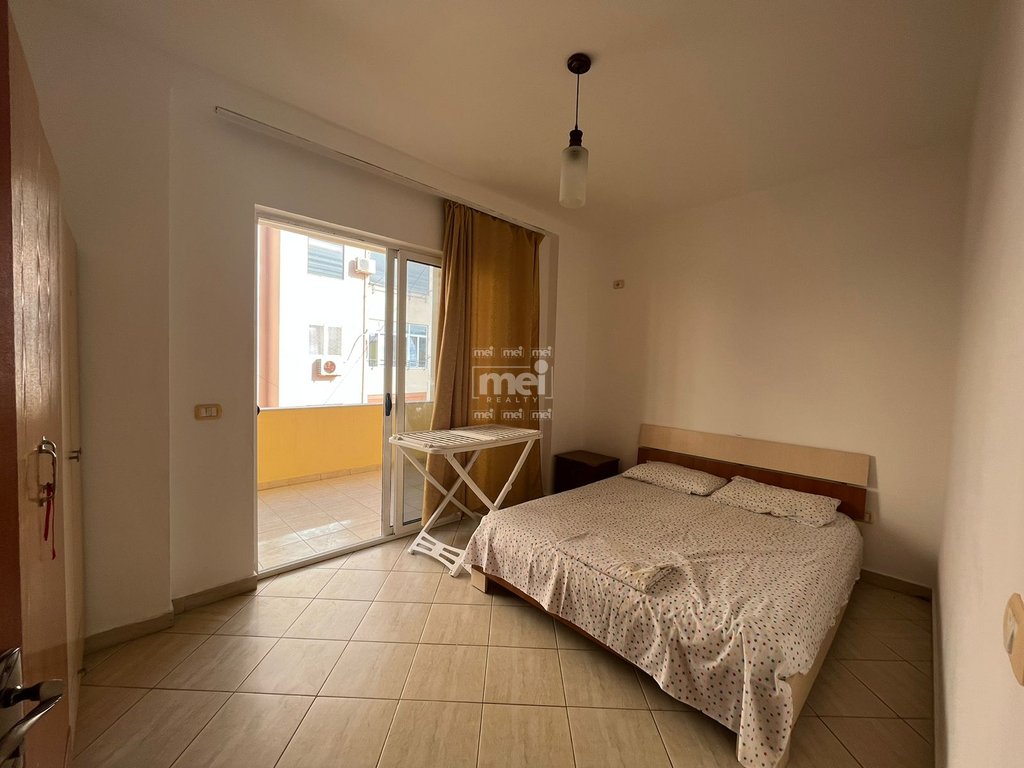 SHITET APARTAMENT 2+1 NE HEKURUDHA!