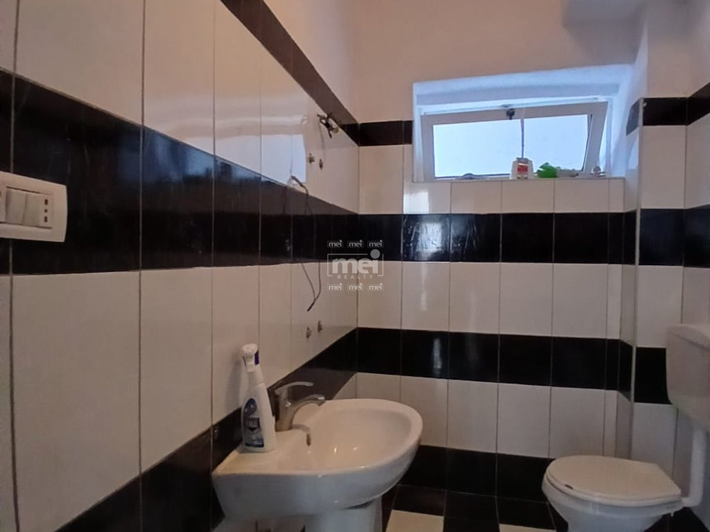 SHITET APARATMENT 2+1 PRANE KAZAZIT!