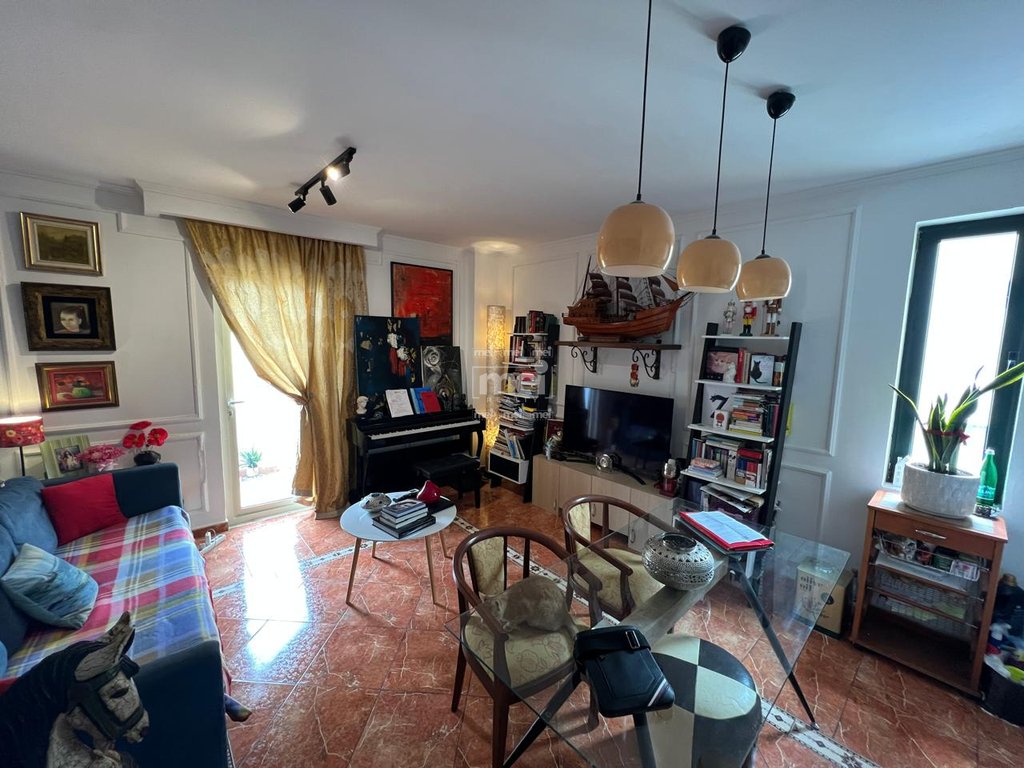 SHITET APARTAMENT 1+1 TE SHKEMBI KAVAJES!