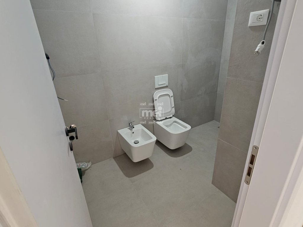 SHITET APARTAMENT 1+1 TEK MALI ROBIT