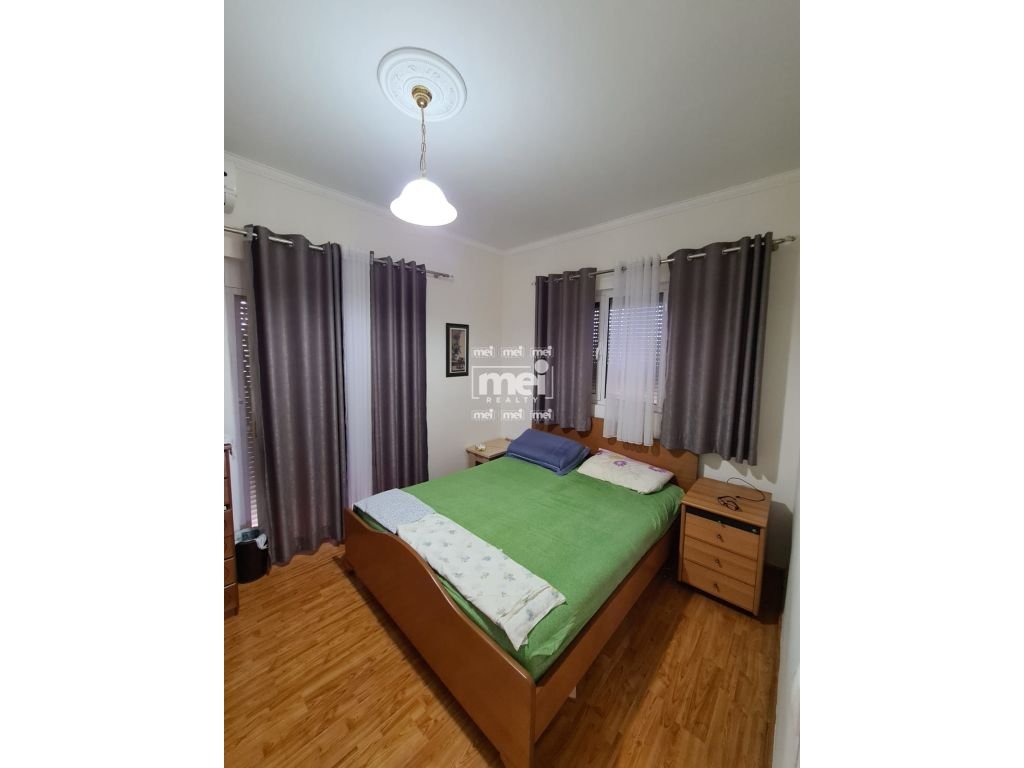 JEPET ME QIRA KATI I DYTE I NJE VILE NE ARAPAJ !