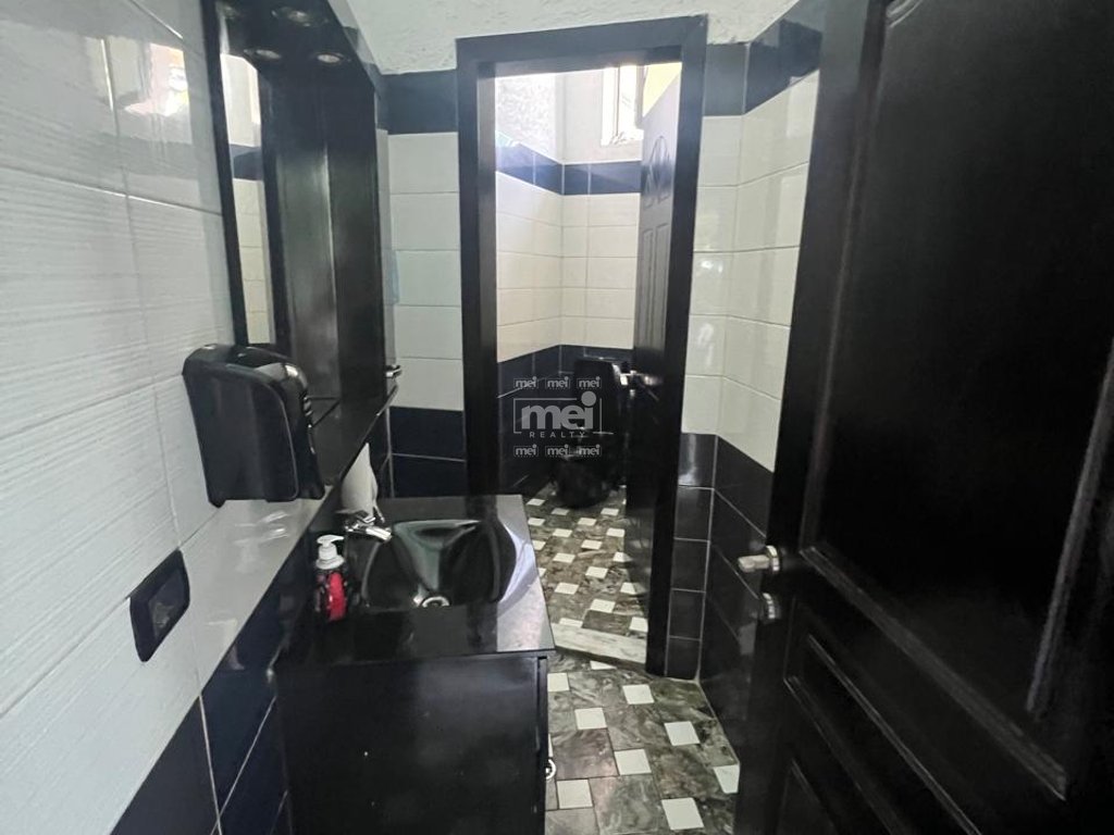 JEPET ME QIRA HOTEL NE GOLEM!