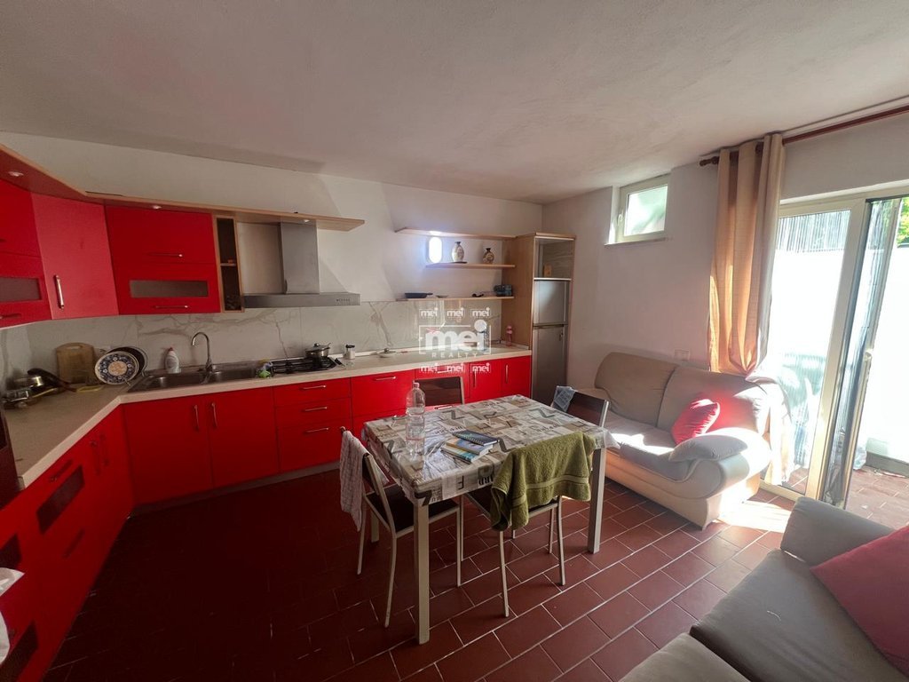 JEPET ME QIRA APARTAMENT 2+1 NE VOLLGA + POST PARKIMI! 5