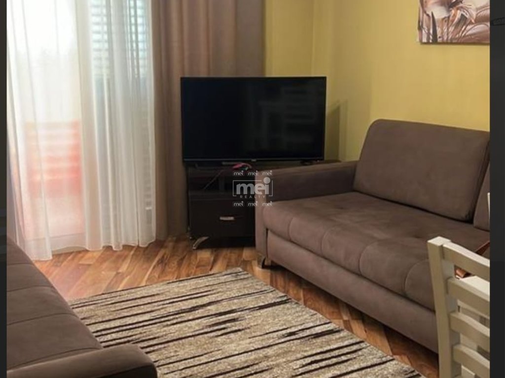 JEPET APARTAMENT ME QIRA 1+1 NE GOLEM!