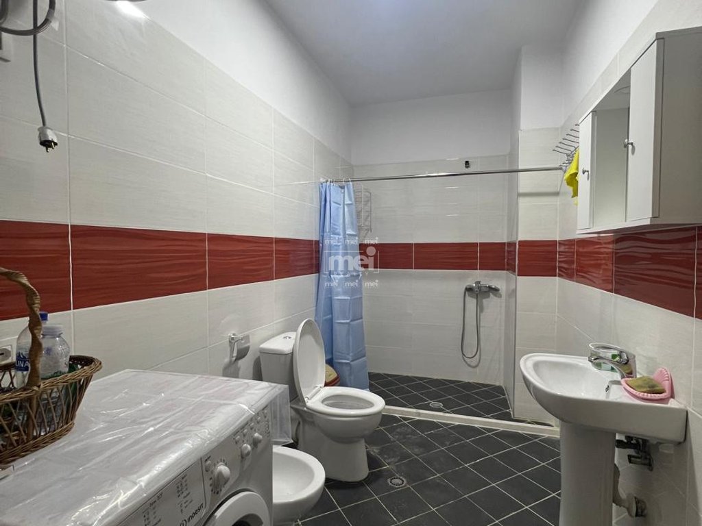 JEPET PER QIRA APARTAMENT 2+1+2 PRANE URES SE DAJLANIT!