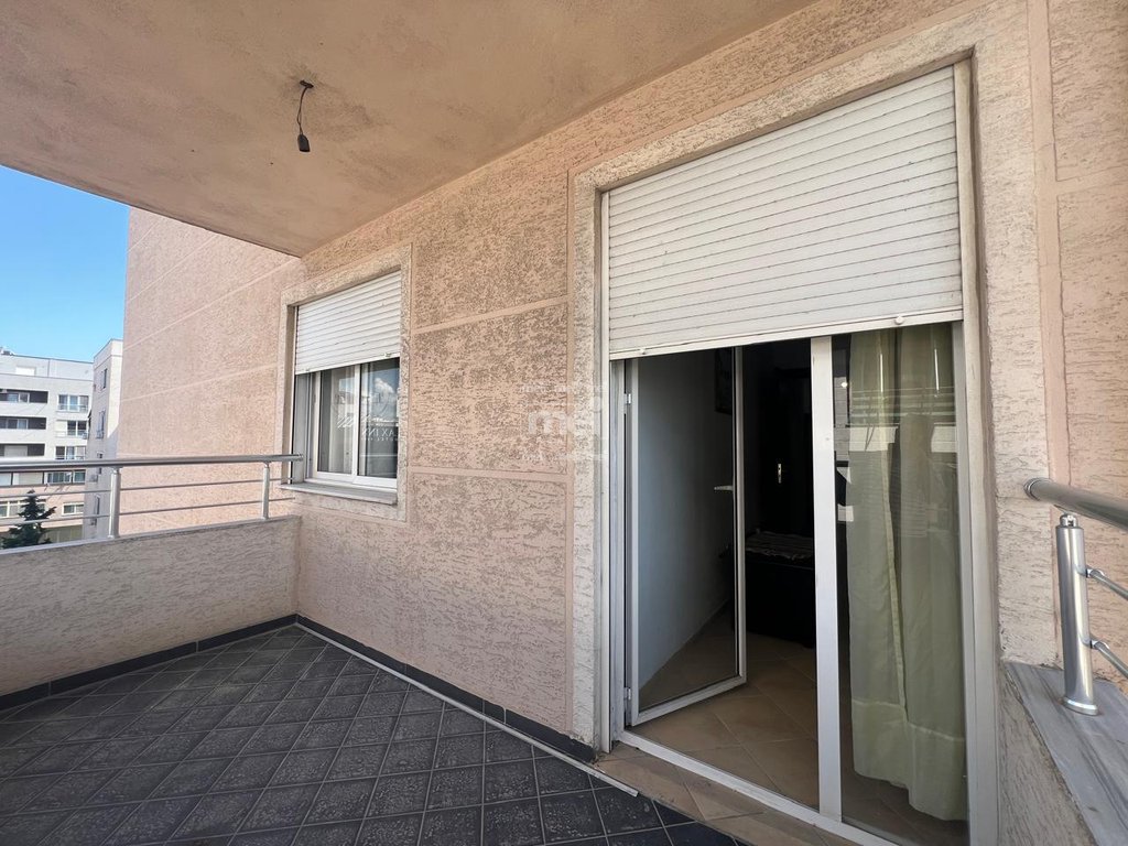 JEPET PER QIRA APARTAMENT 2+1+2 PRANE URES SE DAJLANIT!