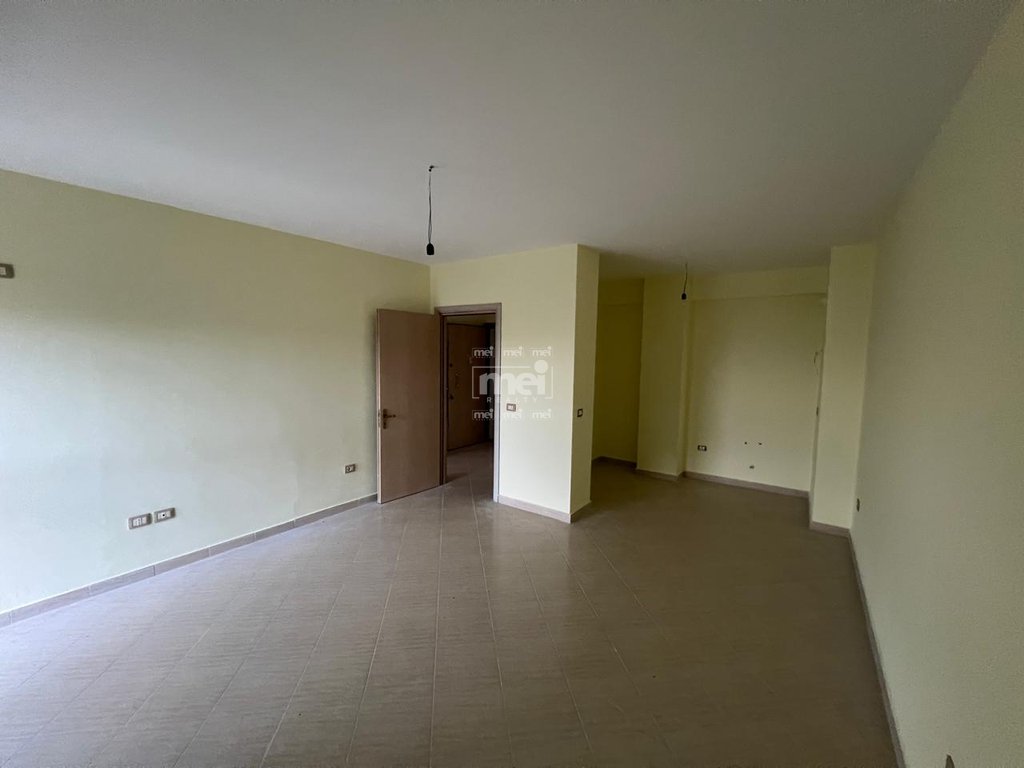 JEPET ME QIRA APARTAMENT 1+1 NE HEKURUDHA ME PAMJE NGA DETI!