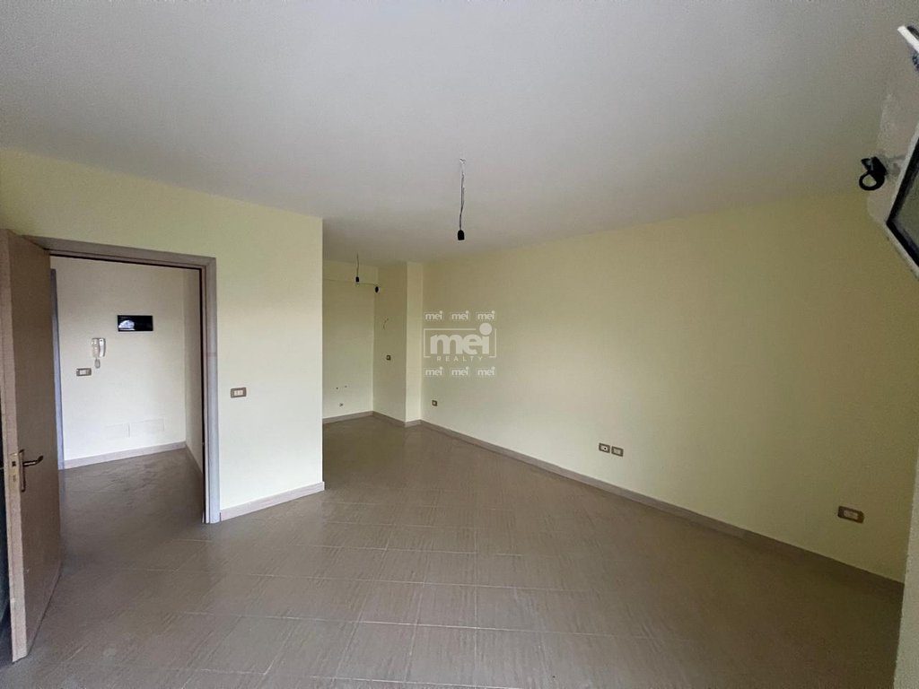 JEPET ME QIRA APARTAMENT 1+1 NE HEKURUDHA ME PAMJE NGA DETI!