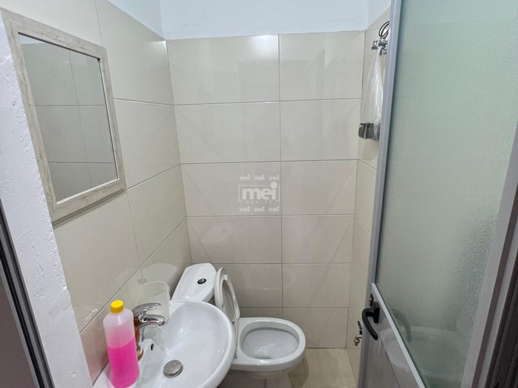 JEPET ME QIRA AMBIENT BIZNESI PRANE TREGUT TE FRUTA PERIMEVE!