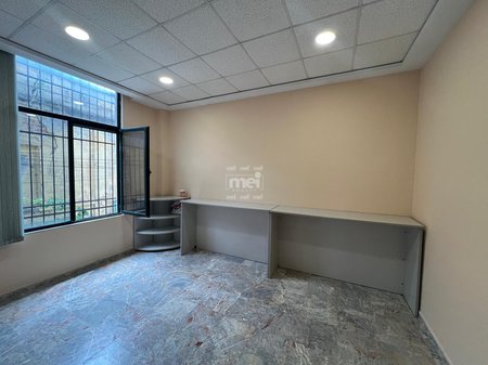 JEPET ME QIRA AMBIENT BIZNESI TEK VOLLGA