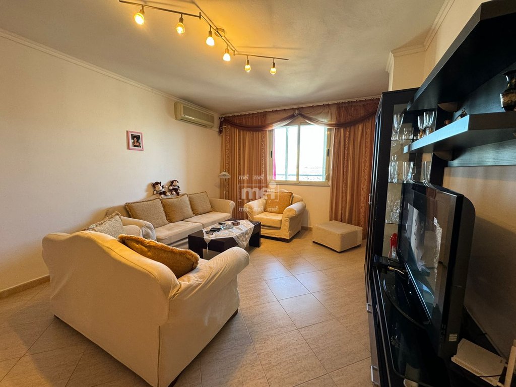 JEPET ME QIRA APARTAMENT 2+1 NE QENDER!
