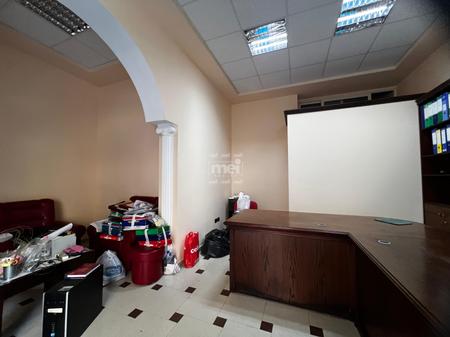 JEPET ME QIRA AMBIENT BIZNESI PRANE SHKOLLES DY GJELAT!