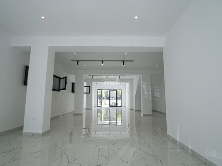 JEPET ME QIRA GODINE BIZNESI PRANE MUZEUMIT!