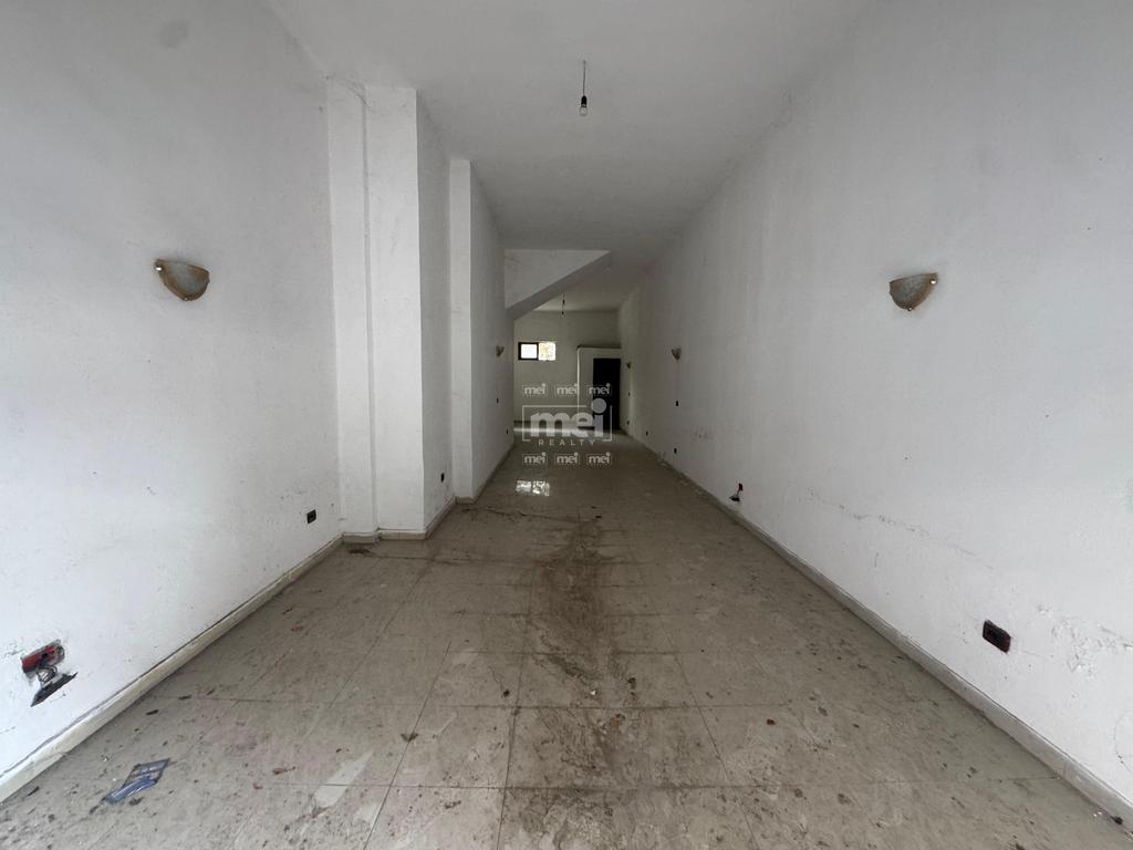 SHITET AMBIENT KOMERCIAL NE HEKURUDHA!