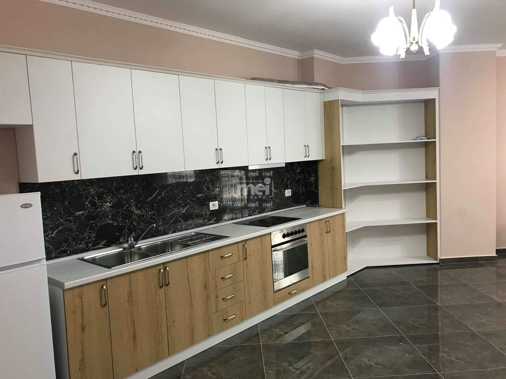 SHITET APARTAMENT 2+1 NE QENDER,DURRES!