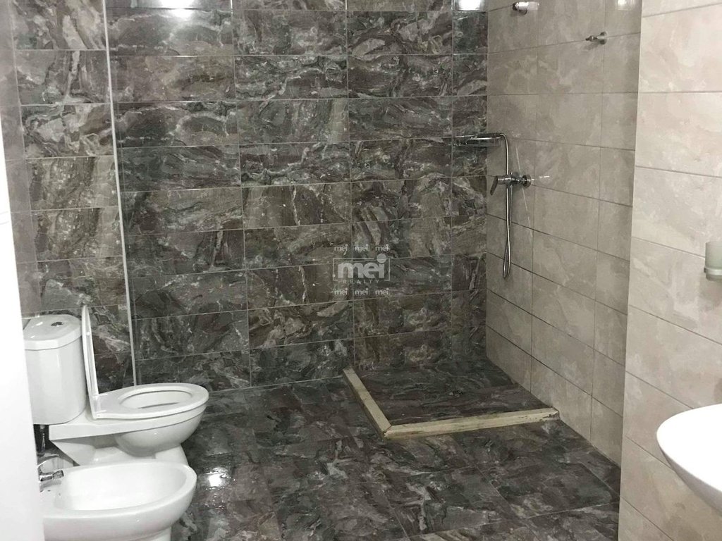 SHITET APARTAMENT 2+1 NE QENDER,DURRES!