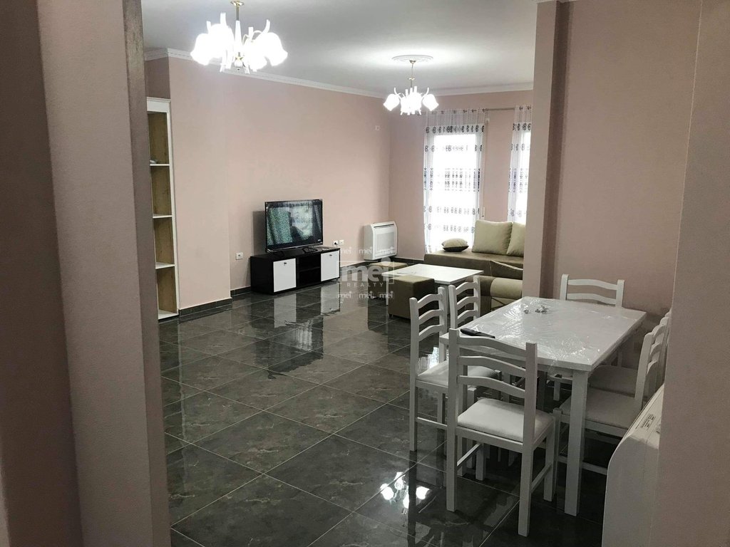 SHITET APARTAMENT 2+1 NE QENDER,DURRES!