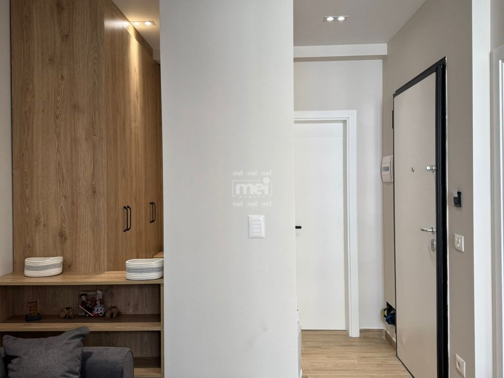 JEPET ME QIRA APARTAMENT 1+1 NE HEKURUDHA!